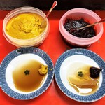 新ちゃん - ぎょうざのタレ　辣油では無く､からしとコチュジャン