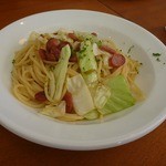 モンドール - ソーセージとキャベツのオイルスパゲティー