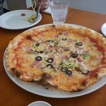 モンドール - ミックスピザ