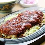 名古屋名物 みそかつ 矢場とん - 料理写真:1極上リブ鉄板とんかつ定食