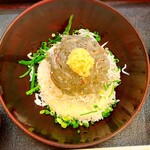 秋本 - 生シラス丼