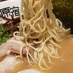 Ganso Menya Harajuku - 麺上げ