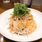 創作麺工房 鳴龍 - しらす冷やっこ　300円