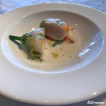 プチレストラン ブーケ・ド・フランス - 花ｽﾞｯｷｰﾆの中には肉厚の帆立貝柱