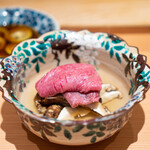 肉屋 田中 - 特産松阪牛53ヵ月サーロインと松茸のしゃぶしゃぶ