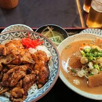 Sumibiyaki Tori Omoya - 焼鳥丼と豚汁