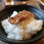 中間ホルモン - 上カルビ丼(¯﹃¯*)
