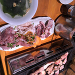 焼肉 もつ焼ジョニー - 