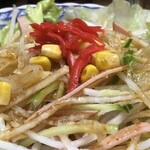 豚の味珍 - サラダ