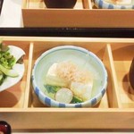 時のきら - 小鉢もただの豆腐に。。。