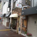 Bistrot Enry. - 生憎の雨・・