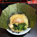 松壱家 - ラーメン700円麺硬め。海苔増し100円。