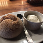 カルネジーオ ウエスト - 