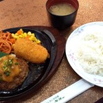 カフェ＆レストラン談話室 ニュートーキョー - 和風ハンバーグとクリームグラタンコロッケ