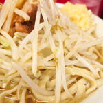 ラーメン二郎 - ヤサイ（そのまま）