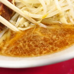 ラーメン二郎 - スープ