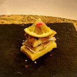 オーガニックグリル鵠沼海岸 - アミューズ
      秋刀魚　なす　塩辛　青みかん