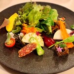 オーガニックグリル鵠沼海岸 - 前菜
      旬野菜　鵠沼魚醤ドレッシング