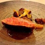 オーガニックグリル鵠沼海岸 - 肉料理
      和牛　きのこソテー　イチジク　ぶどうバルサミコソテー