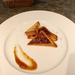 プルミエ レタージュ - 前菜、フォアグラを使ったサンドイッチ