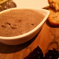 ヴィノ・ヒラタ - 