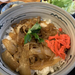 Sobadokoro Nagaokaya - 牛丼