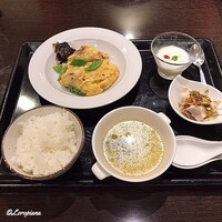 中国料理 豪華 - 豚肉とｷｸﾗｹﾞの玉子炒めﾗﾝﾁｾｯﾄ