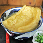 讃岐うどん中村屋 - デ～っかいお揚げのきつねうどん