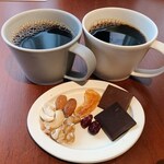 TRIBUTE COFFEE - コーヒーとペアリングプレート