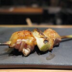 とり茶太郎 -  ねぎま。股正。肉質の良さに素晴らしい火入れです♪