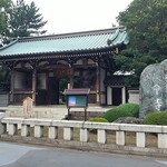 Choumeiji Soba Toshima - 参考：長命寺の南大門