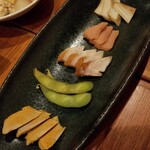 よろずキッチン たゆたう - 燻製盛り合わせ