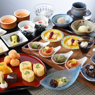 Lunch with Sweets All-you-can-eat buffet is 4,180 yen, and you can save by making a reservation at least one day in advance!