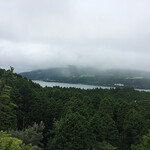 Tsukumo - この日の箱根、芦ノ湖は残念ながら雨