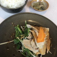 モダンチャイニーズブラッセリ― HALOW - 