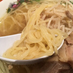 といろ - こんな感じの麺