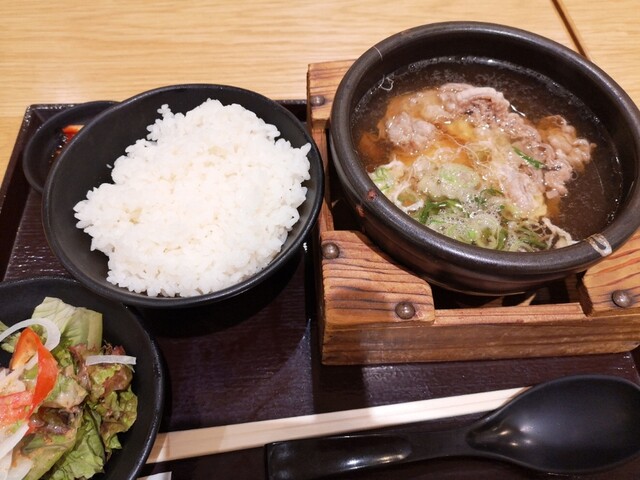 肉問屋 肉まる商店 横浜ノースポート店 ニクドンヤ ニクマルショウテン センター北 牛丼 食べログ