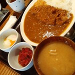 とんかつ ひこ田 - ランチの数量限定カツカレー