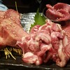 月島焼肉 牛タン処 兎月 - 料理写真:タン盛り合わせ❗　左から厚切りタン、和牛のタンスジ(薄切り)、奥がオーストラリアのタン、USタン