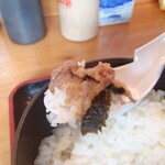 くつろぎ亭ひこべえ  - 牛肉乗せご飯