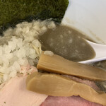 煮干らーめん 川むら - スープ、烏賊烏賊しててうんまーー！