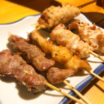 炭火焼鳥 　楽゛ - 串焼き盛り合わせ