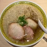 RAMEN RS 改 - 背脂中華そばのアップ