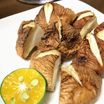 有限会社桝屋酒店   - 椎茸