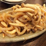 金町製麺 - しめじとコンニャクの明太バター炒め　400円