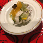 水仙月 - 鯵のなますにキャビアが乗ってます！