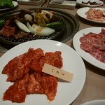 Kokusangyuu Yakiniku Kuidon - 食べ放題