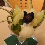 アオイ農園　ぶどうの木 - 静岡クラウンメロンのパフェ♪