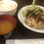 肉系居酒屋 肉十八番屋 - 