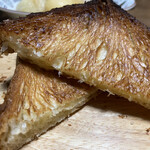 HORN - デニッシュ食パン焼くとサクサク